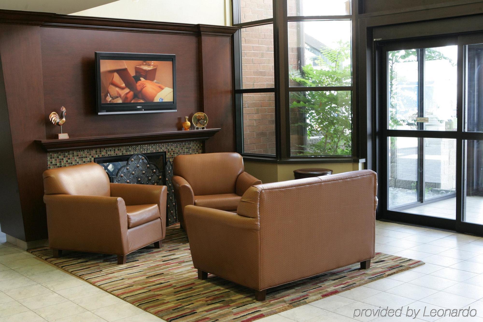 Quality Inn Сен-Жан-сюр-Ришелье Интерьер фото